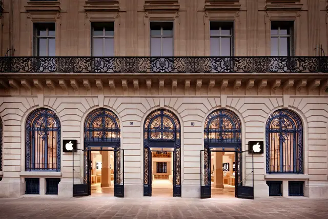 apple store paris opera