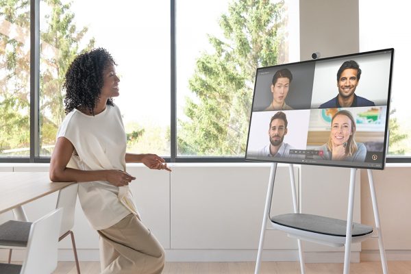 Microsoft Surface Hub 2S