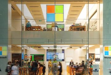 Microsoft Store COVID-19