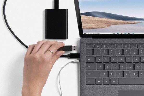 Microsoft Surface Laptop 4